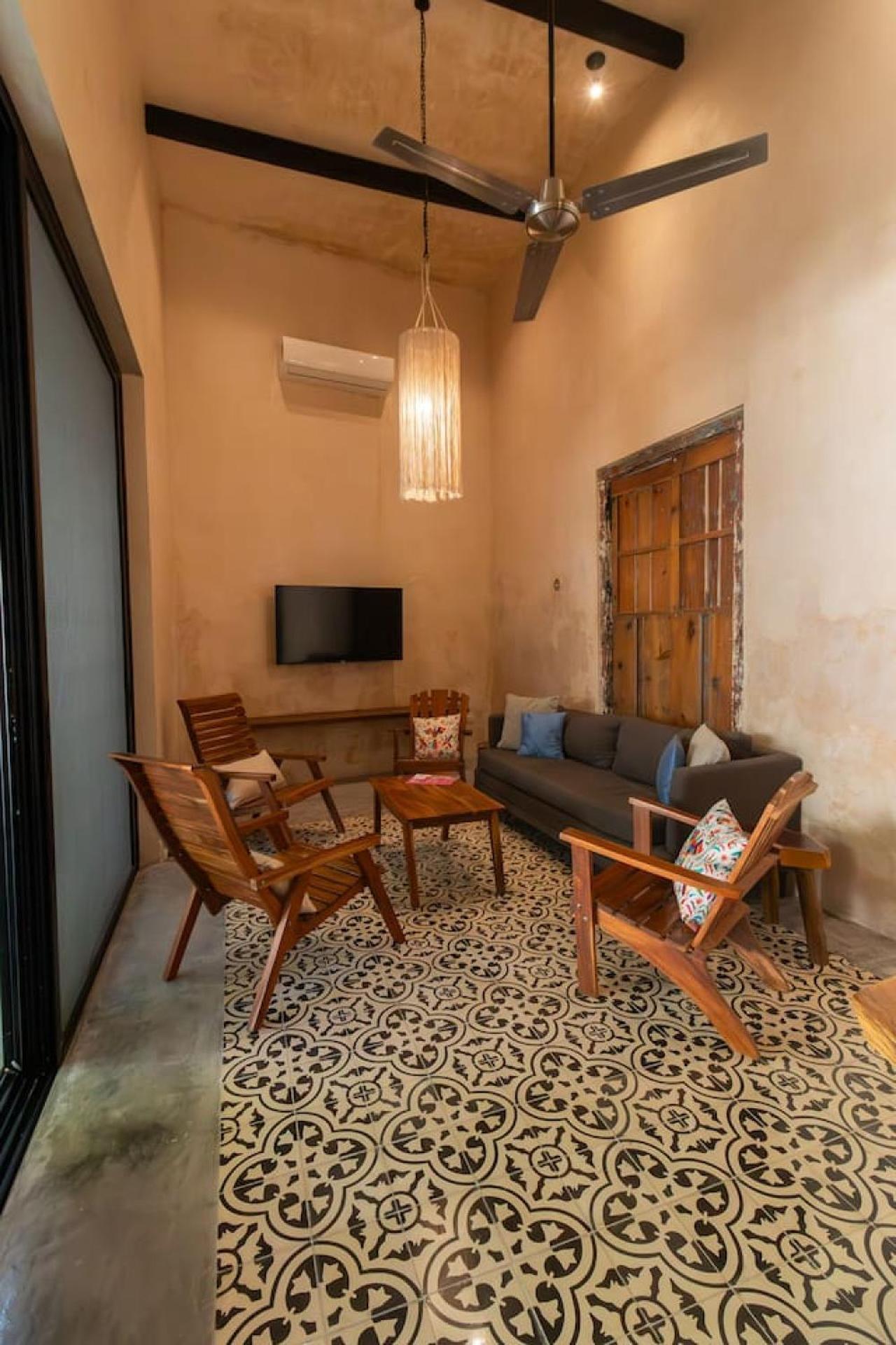 Сasa de vacaciones Casa Pepen By Kanaa - Colonial Luxury With A Private Outdoor Pool And Garden In